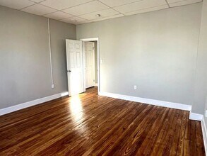 131 E Baltimore St in Hagerstown, MD - Building Photo - Building Photo