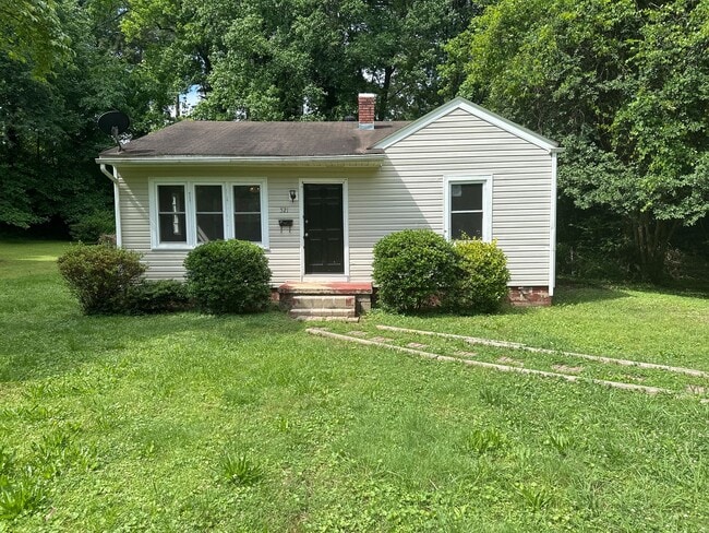 property at 521 Birch Cir
