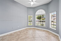 5101 SW 134th Ave in Miramar, FL - Foto de edificio - Building Photo