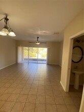 8556 Trail Wind Dr in Tampa, FL - Building Photo - Building Photo