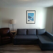 651 S Snowflake Ln, Unit 203 in Brian Head, UT - Building Photo - Building Photo