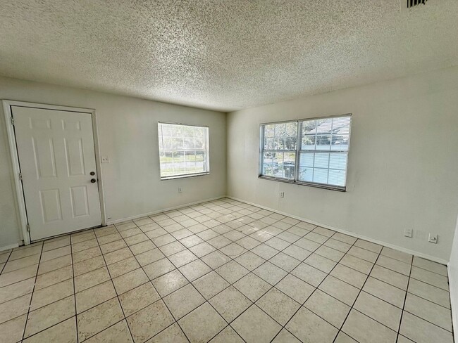 5261 Letha St in Orlando, FL - Building Photo - Building Photo