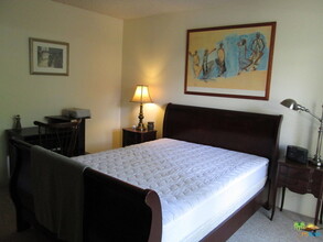 353 N Hermosa Dr in Palm Springs, CA - Building Photo - Building Photo