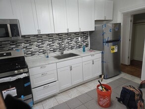 193 Legion St in Brooklyn, NY - Building Photo - Building Photo