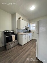 Charming & Bright 2 Bedroom Unit Now Available! in Windsor, ON - Building Photo - Building Photo
