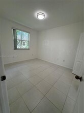 1536 SE 25th St in Homestead, FL - Building Photo - Building Photo