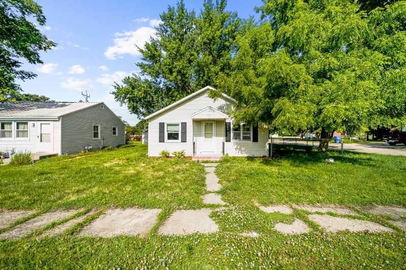 400 S Georgia St in Jefferson, IA - Building Photo