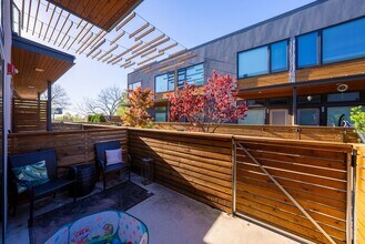 2002 E 7th St in Austin, TX - Building Photo - Building Photo