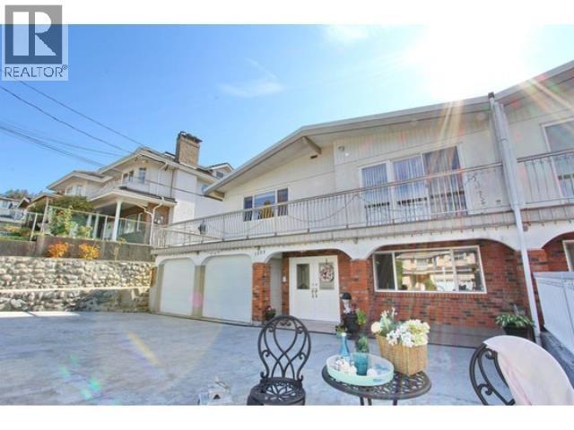 7222 Pandora St in Burnaby, BC - Building Photo - Building Photo