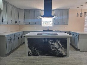 952 Rd 5858 in Cleveland, TX - Building Photo - Building Photo