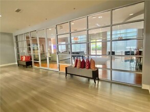 711 Cosmopolitan Dr NE in Atlanta, GA - Building Photo - Building Photo