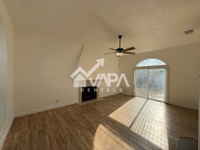 4210 Sunrise Creek Dr in San Antonio, TX - Building Photo - Building Photo