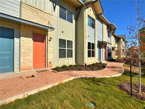 7805 Cooper Ln in Austin, TX - Building Photo - Building Photo