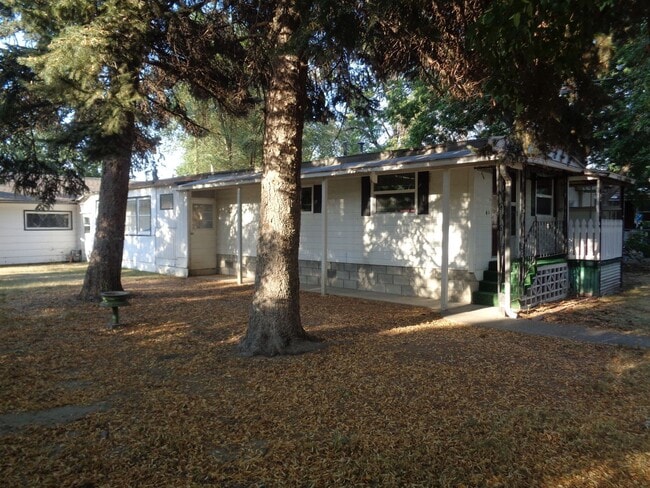 629 Riverside Rd in Billings, MT - Building Photo - Building Photo