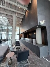 28 Interchange Wy in Vaughan, ON - Building Photo - Building Photo