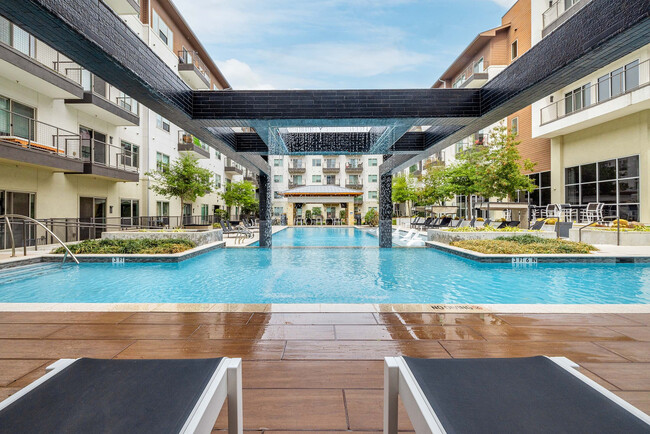 Evoke in Plano, TX - Building Photo - Building Photo