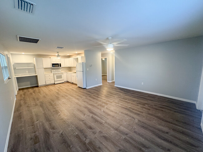 73 2nd St, Unit 73 in Ft. Myers, FL - Building Photo - Building Photo