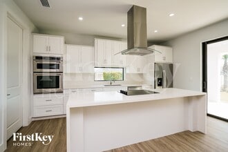 1131 NE 2nd Pl in Cape Coral, FL - Building Photo - Building Photo