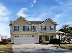 1843 Longmont Dr in Kernersville, NC - Building Photo