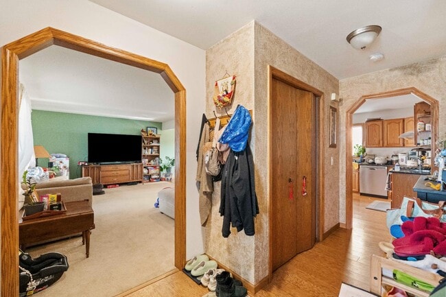 1853 Wallinford Dr in Sun Prairie, WI - Building Photo - Building Photo