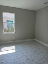 393 Deauville Lp in Naples, FL - Building Photo - Building Photo