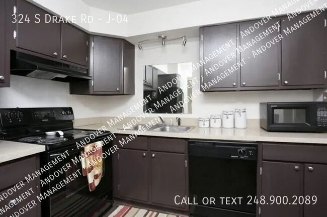 property at 324 S Drake Rd