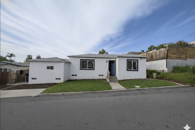 property at 2162 Flintridge Dr