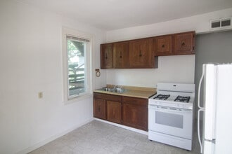 303 West St, Unit 2 in Pittsburgh, PA - Building Photo - Building Photo