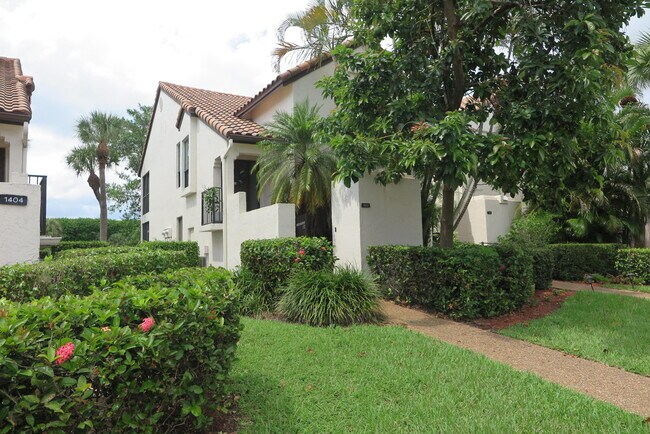 property at 7884 Seville Pl