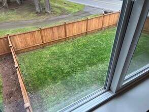 19923 Cypress Way in Lynnwood, WA - Building Photo - Building Photo