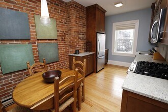 919 Beacon St in Boston, MA - Building Photo - Building Photo