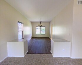 2521 W Tumbleweed Dr in Phoenix, AZ - Building Photo - Building Photo