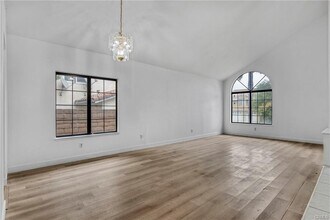 17439 Tuscan Dr in Los Angeles, CA - Building Photo - Building Photo