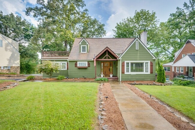 property at 1121 Watauga St
