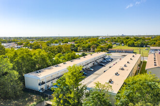 306 N Gilmer St in Killeen, TX - Building Photo - Building Photo