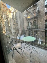 165 E 89th St in New York, NY - Building Photo - Building Photo