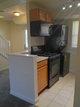 2510 Kent Village Dr in Hyattsville, MD - Building Photo - Building Photo