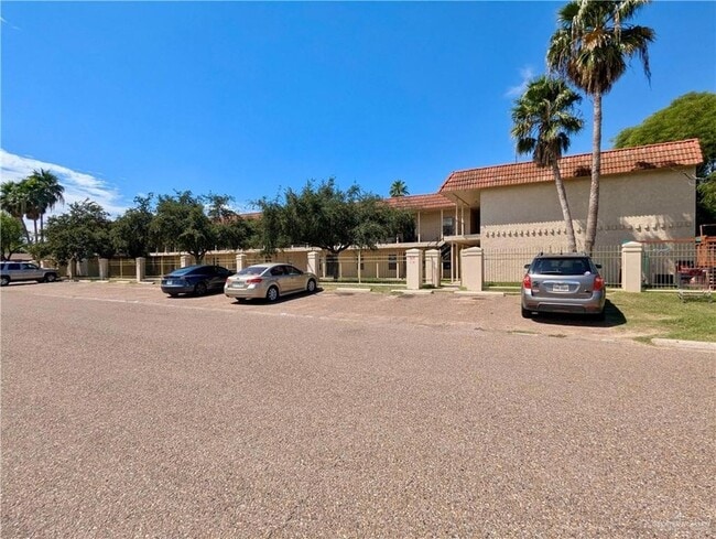 1811 Perkins Ave, Unit 5 in Mission, TX - Building Photo - Building Photo
