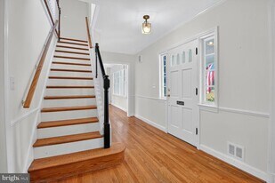 9107 River Rd in Potomac, MD - Building Photo