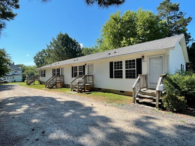 property at 617 Goodes Ferry Rd