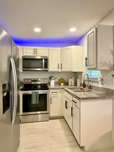 11930 105 Ln N in Largo, FL - Building Photo - Building Photo
