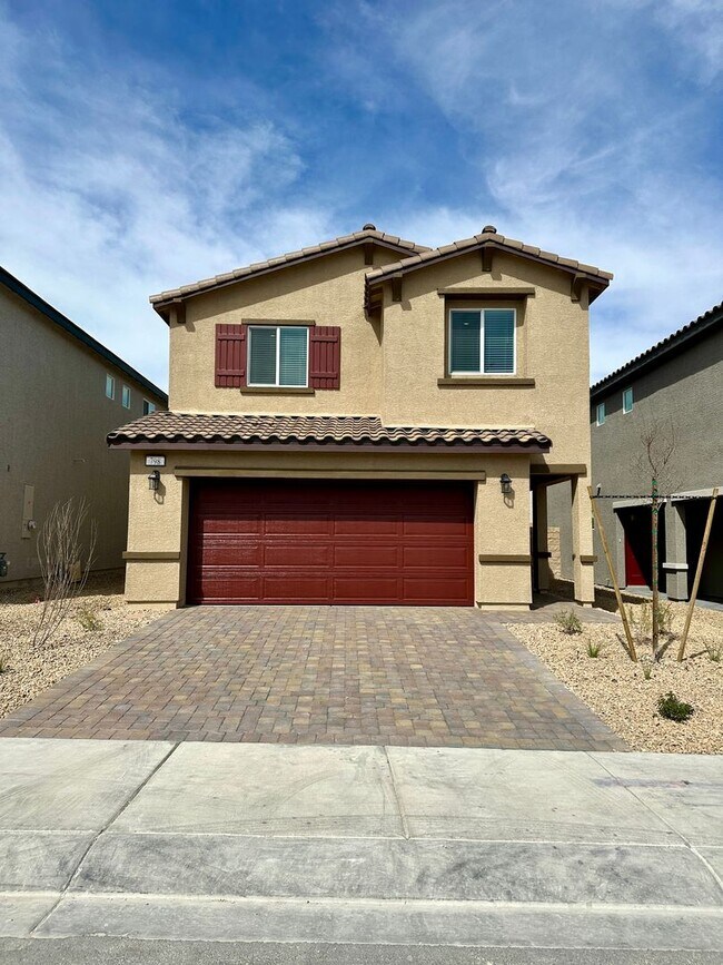 property at 798 Ruby Sedona Ave