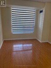 480 McLevin Ave in Toronto, ON - Building Photo - Building Photo