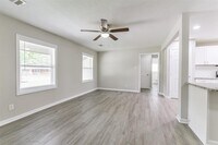 5118 Keystone St photo'