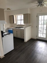 5808 Oram St-Unit -203 in Dallas, TX - Building Photo - Building Photo