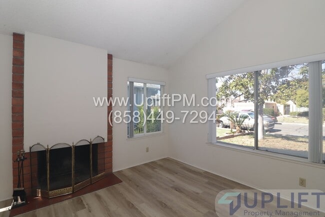 8679 Ara Pl in San Diego, CA - Building Photo - Building Photo
