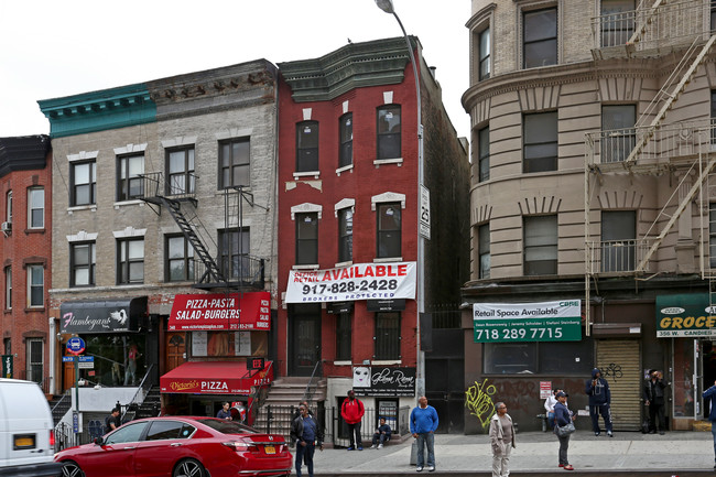 350 W 145th St in New York, NY - Foto de edificio - Building Photo