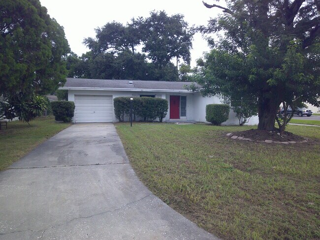 property at 3076 Grand View Ave