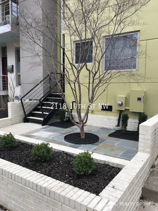 2118 10th St NW in Washington, DC - Building Photo