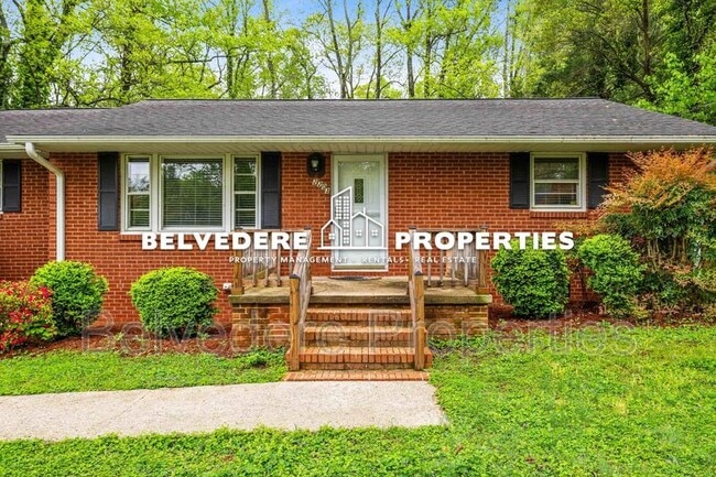 property at 2203 Oak Hill Dr